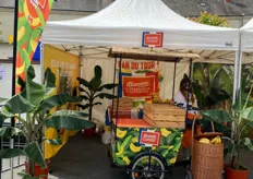 Stand de la Banane de Guadeloupe & Martinique à Ecueillé.
